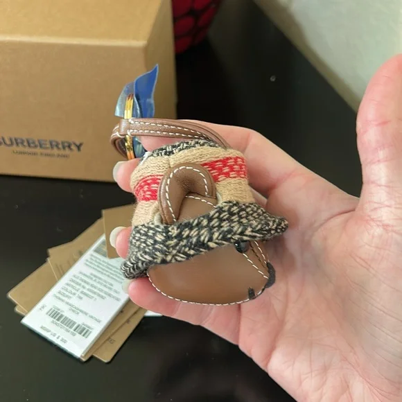 Burberry NWT Thomas the Bear Keychain - Picture 6 of 8